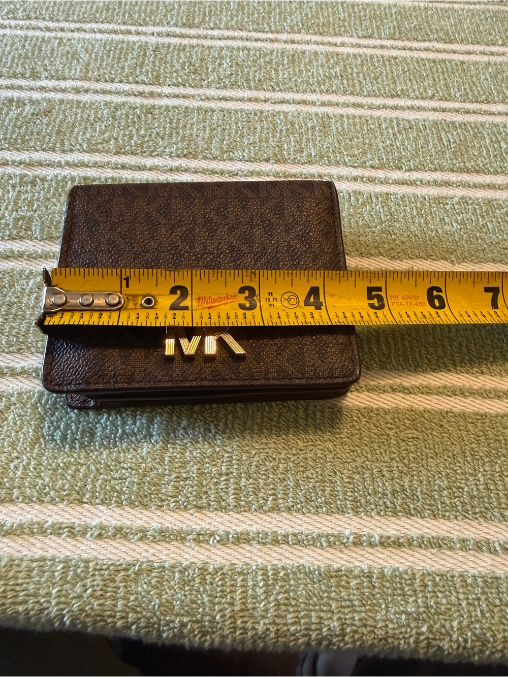 Michael Kors Brown wallet - Picture 4 of 4